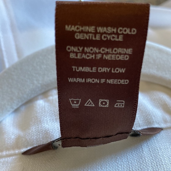 Ladies “light” white jacket, size S Brand- “Multiples” sheer at the bottom. - Picture 15 of 16